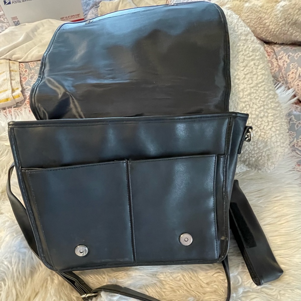 Rosetti Women’s Cellmate Organizer Black Purse/Bag with Tags. - Picture 5 of 16